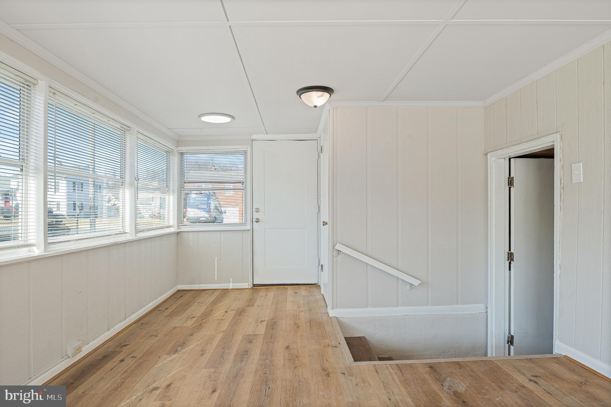 312 North Hammonds Ferry Road Linthicum Heights, MD 21090 - Photo 38 of 56 a view of bathroom with bathtub and window