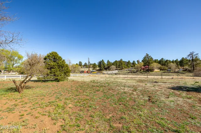 $995,000 | 8230 Koch Field Road, Flagstaff, AZ 86004