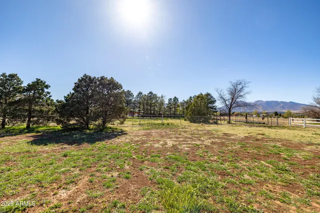 $995,000 | 8230 Koch Field Road, Flagstaff, AZ 86004