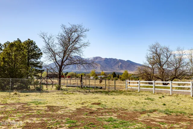 $995,000 | 8230 Koch Field Road, Flagstaff, AZ 86004