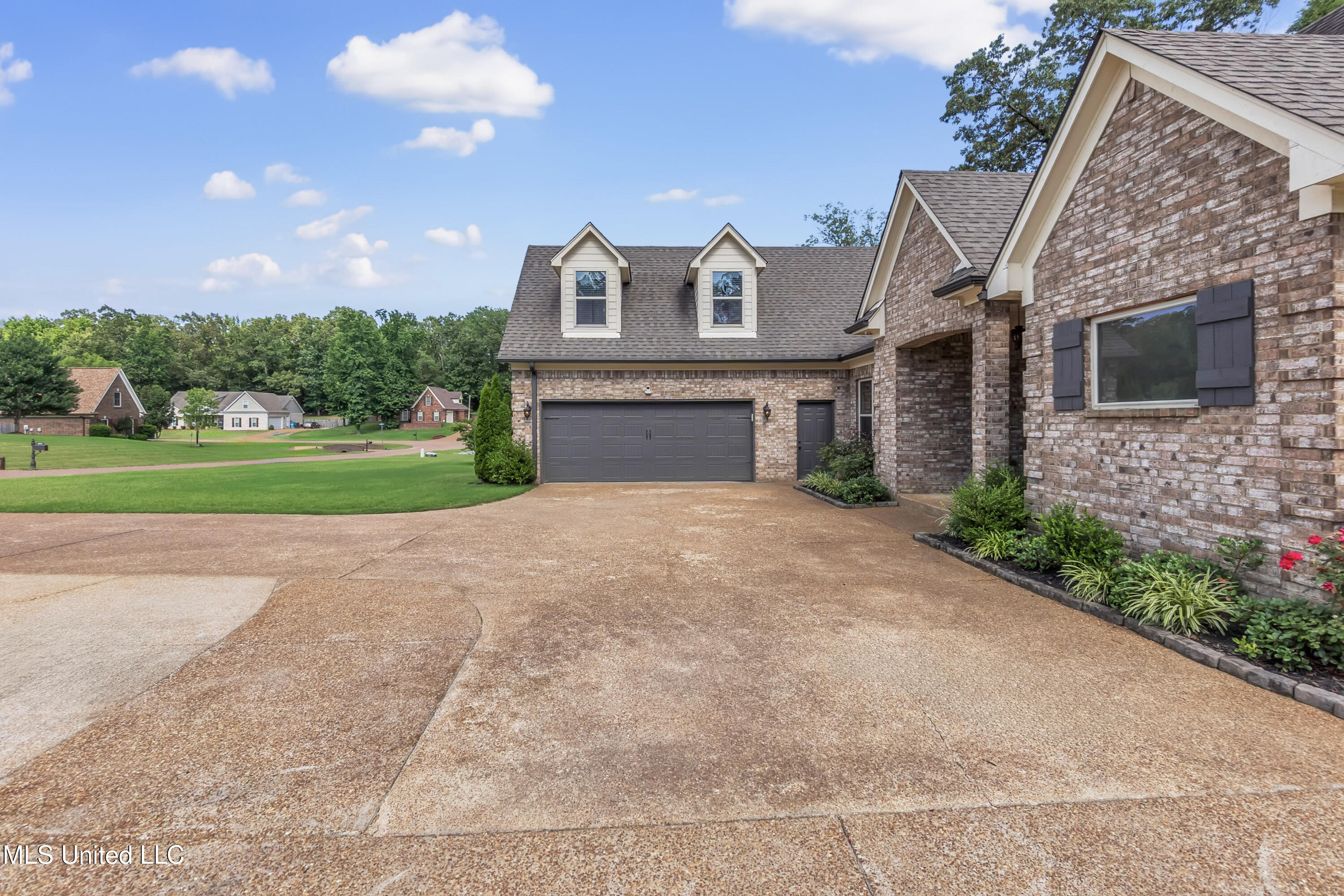 1655 Rutherford Cove Nesbit, MS 38651 - Photo 3 of 40 Rutherford 3