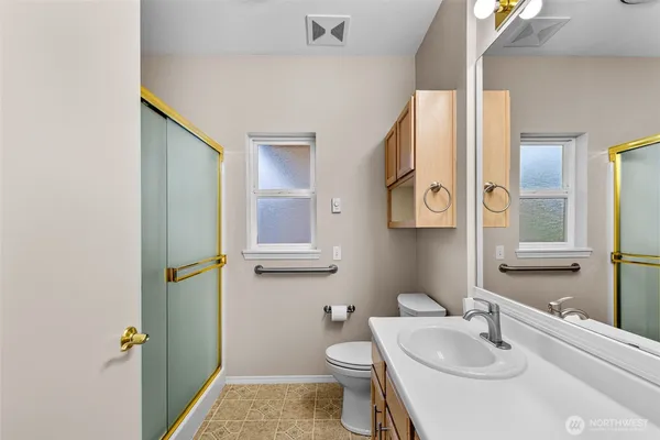 $439,000 | 22519 Southeast 38th Terrace, Unit 1423, Issaquah, WA 98029