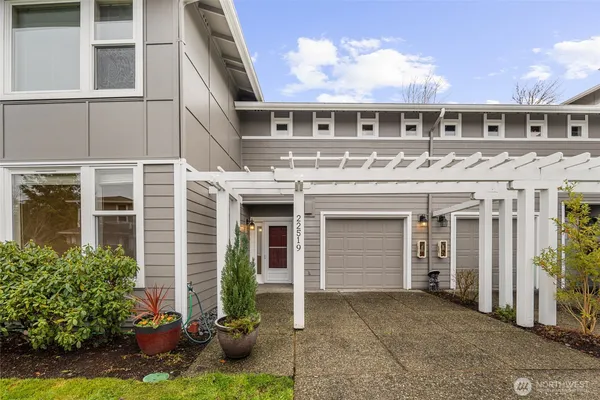 $439,000 | 22519 Southeast 38th Terrace, Unit 1423, Issaquah, WA 98029