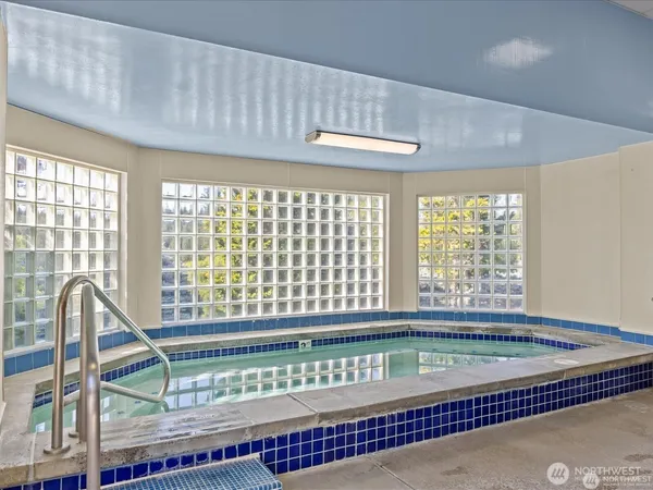 $439,000 | 22519 Southeast 38th Terrace, Unit 1423, Issaquah, WA 98029