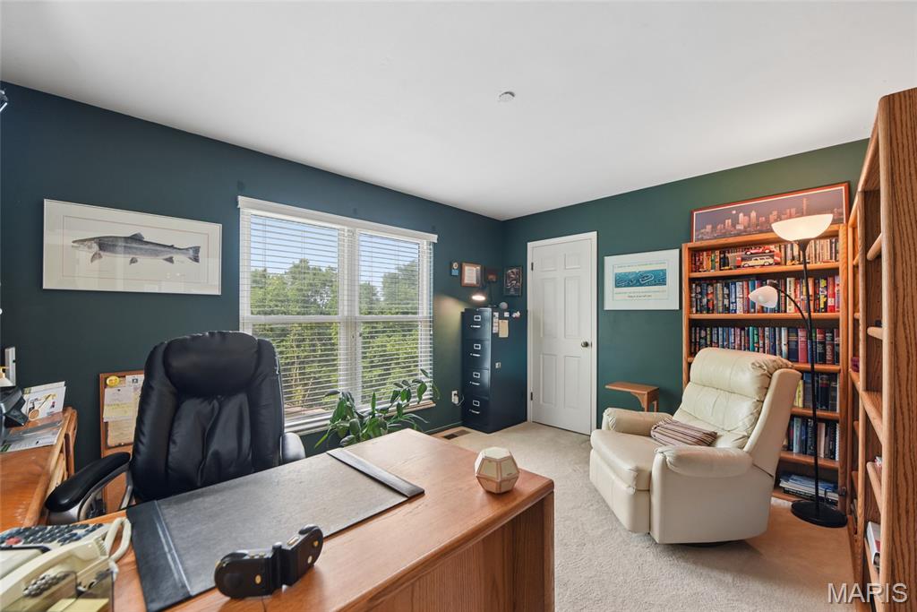 13116 Huntercreek Ridge Road St. Louis, MO 63131 - Photo 23 of 38