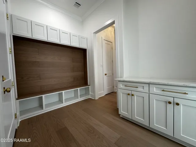 $750,000 | 100 Travellers Palm Way, Youngsville, LA 70592