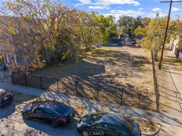 a view of a backyard of a house
