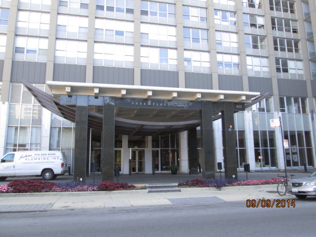 655 West Irving Park Road, Unit 5112 Chicago, IL 60613 - Photo 2 of 18