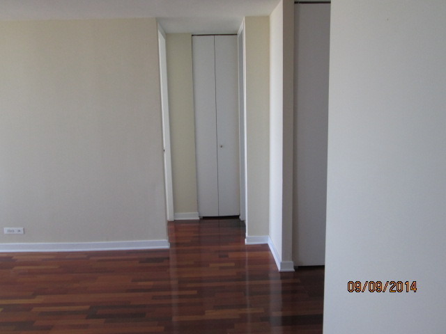 655 West Irving Park Road, Unit 5112 Chicago, IL 60613 - Photo 9 of 18