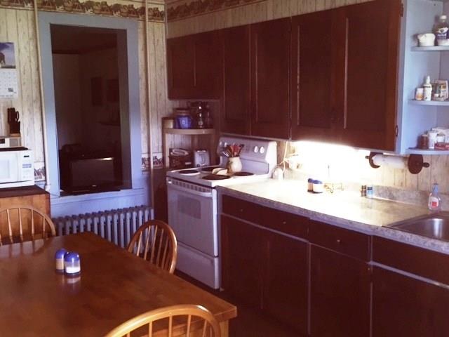 915 Leesburg Station Road Volant, PA 16156 - Photo 2 of 21 Gallery Image 2