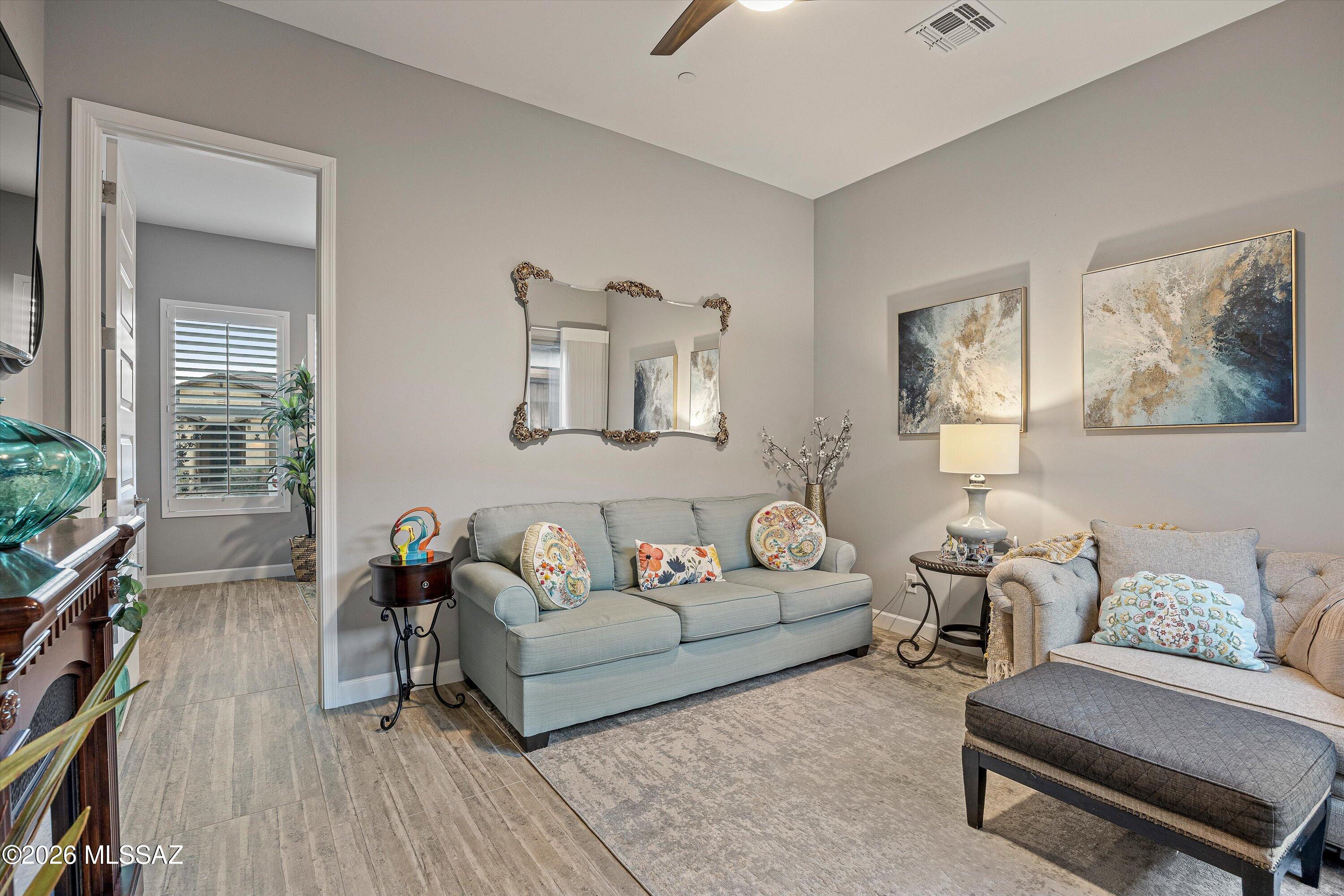 8489 North Lone Ranger Road Tucson, AZ 85743 - Photo 33 of 50 Secondary ensuite sitting area.