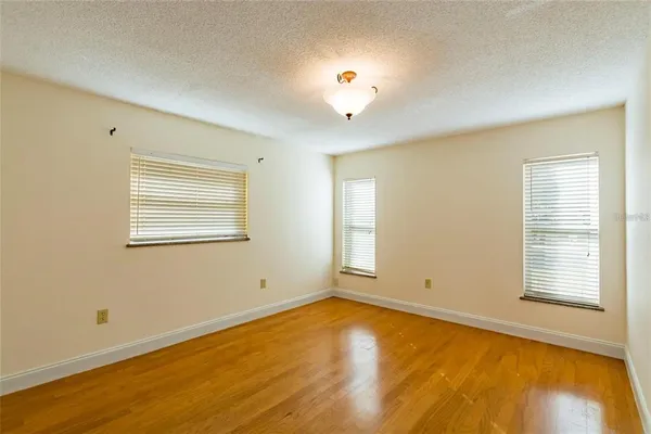 $3,700 | 1647 Hobbit Road, Dunedin, FL 34698