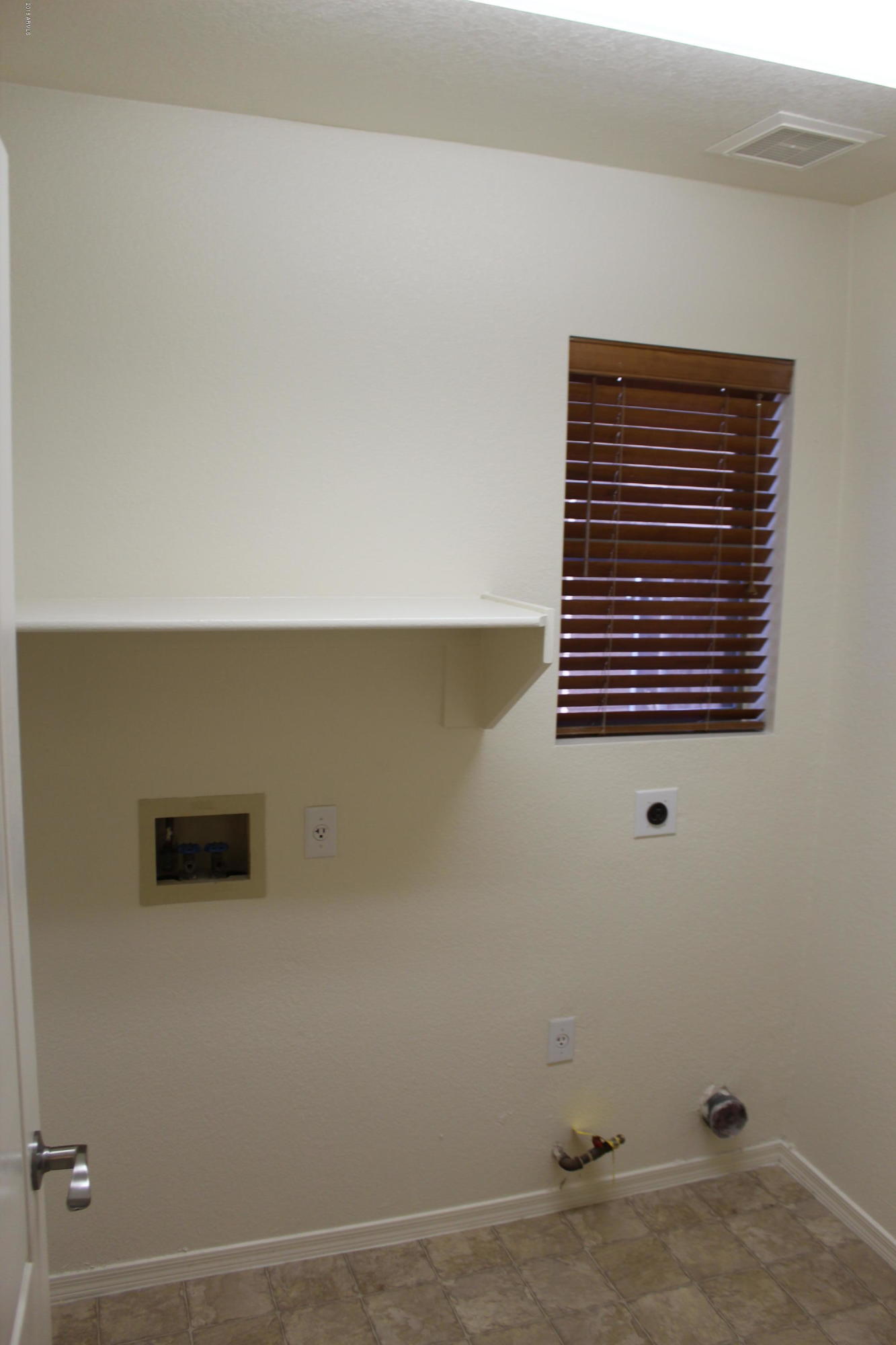 653 East Kyle Drive Gilbert, AZ 85296 - Photo 11 of 30 IMG_1511