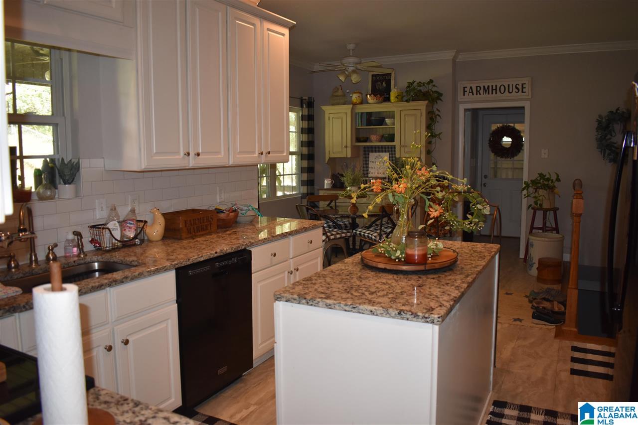 140 Wickstead Road Bessemer, AL 35023 - Photo 13 of 38