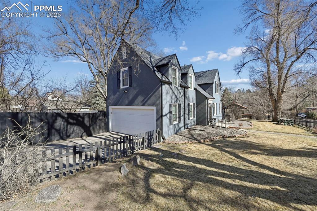 21 Sumner Street Colorado Springs, CO 80906 - Photo 31 of 48 2 car attached garage