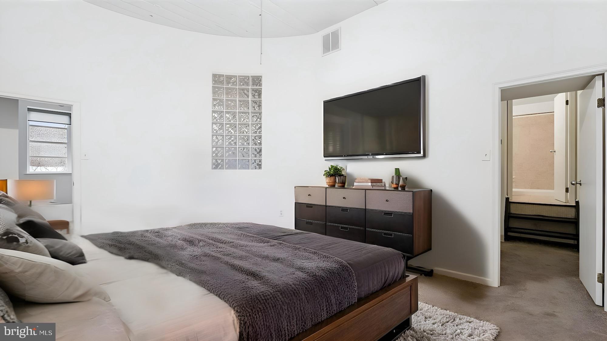 246 North 3rd Street, Unit 4CD Philadelphia, PA 19106 - Photo 16 of 27