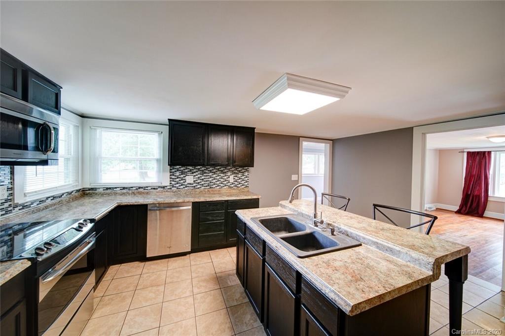 285 Chase High Road, Unit 285 Forest City, NC 28043 - Photo 17 of 33 Gallery Image 17
