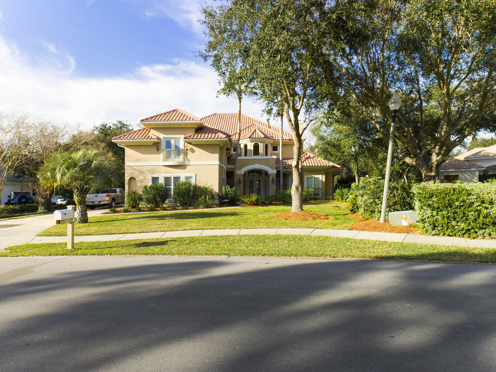 a house view with a outdoor space