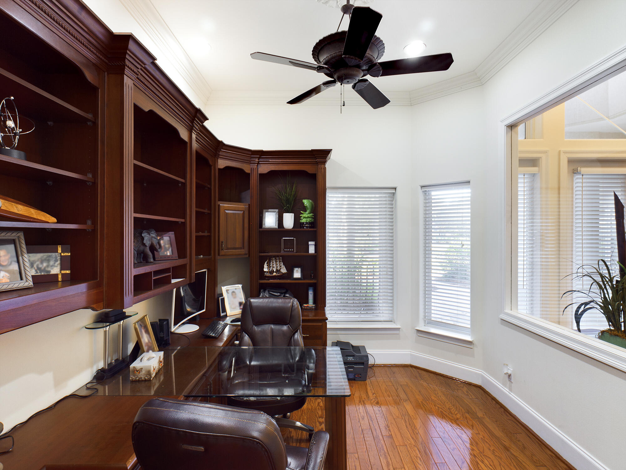 263 Leaning Pines Loop Destin, FL 32541 - Photo 17 of 58 a living room with furniture
