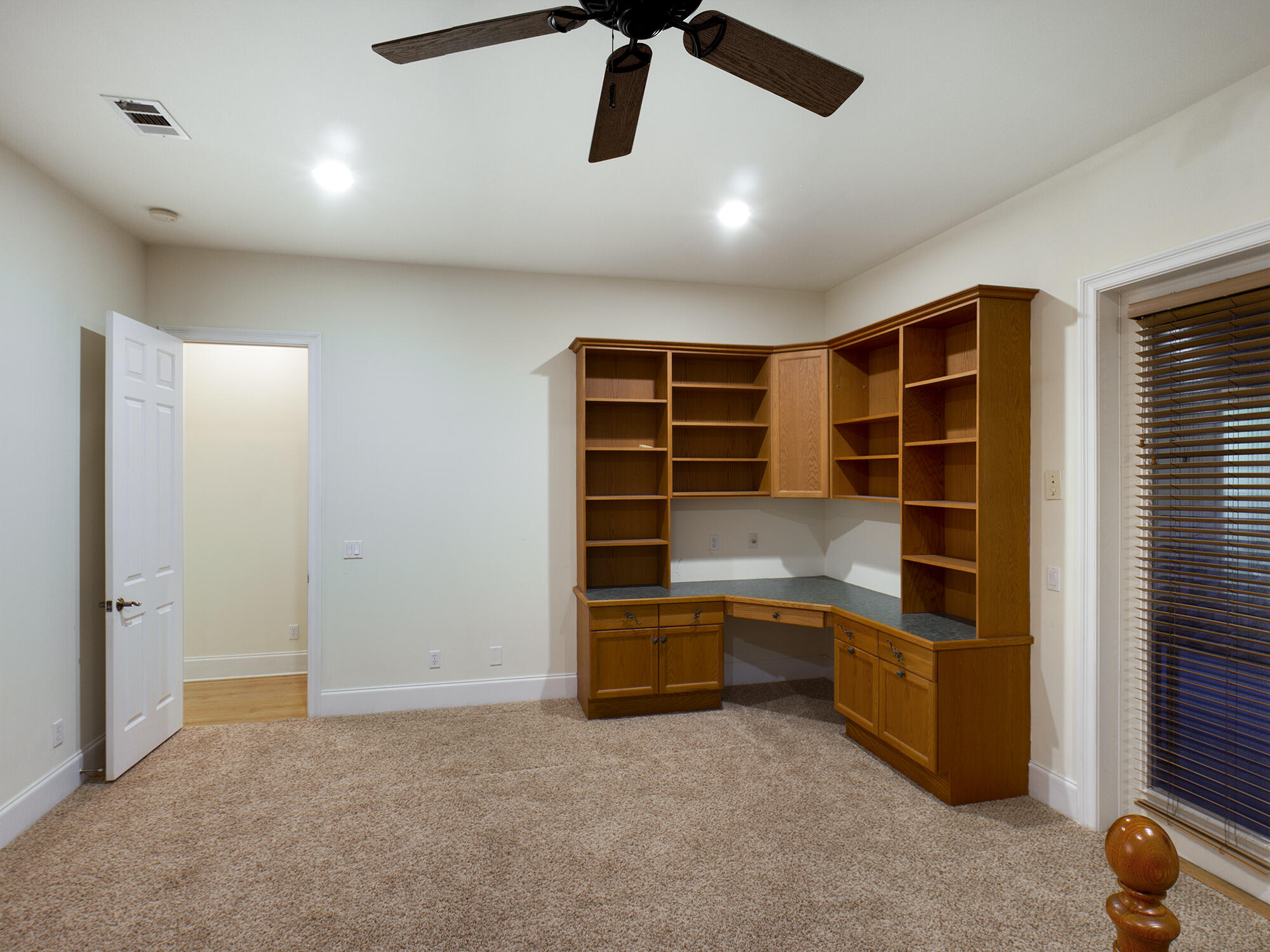 263 Leaning Pines Loop Destin, FL 32541 - Photo 35 of 58 a room with furniture and windows