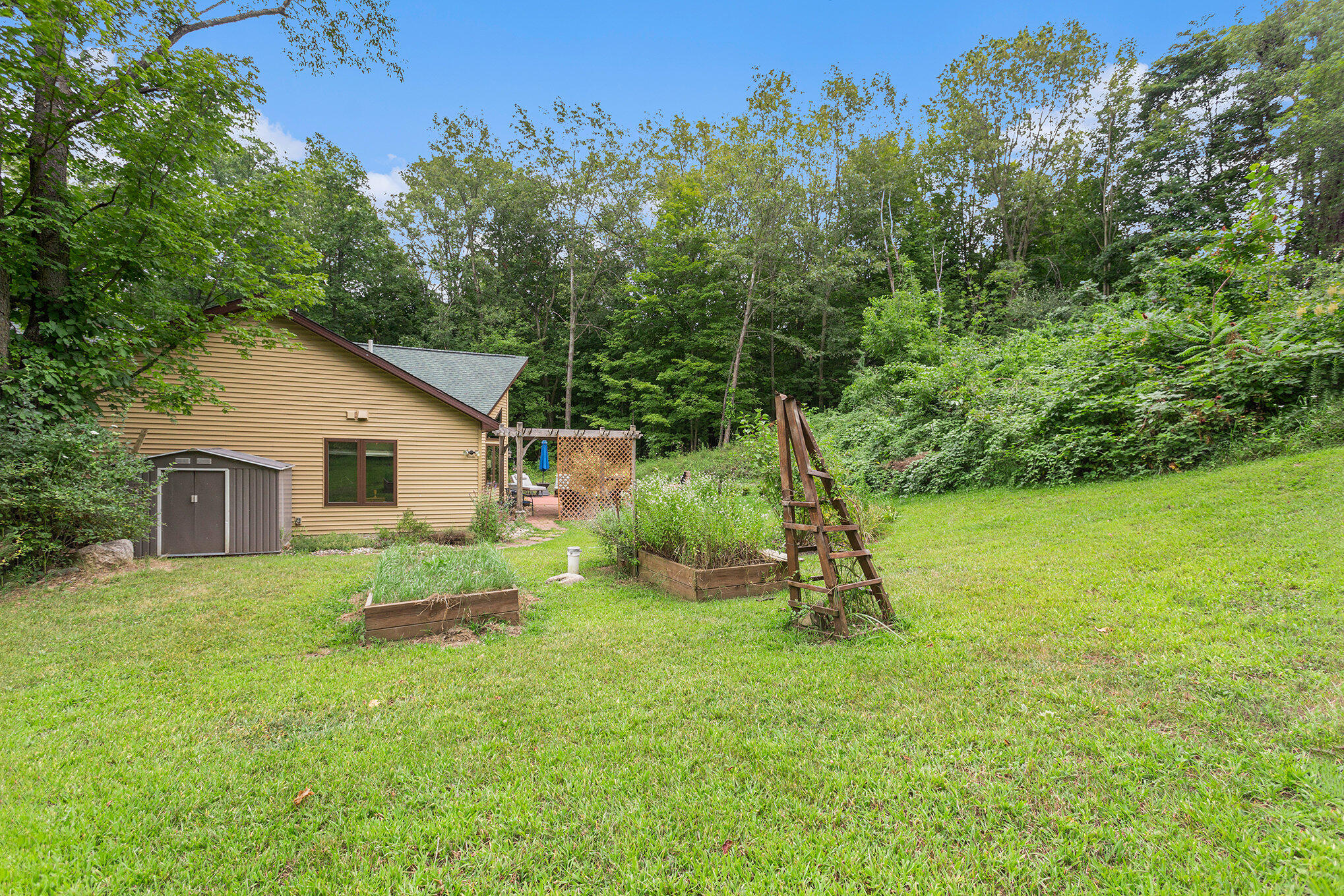 8527 Bever Road Delton, MI 49046 - Photo 27 of 28 028_8l9a0508