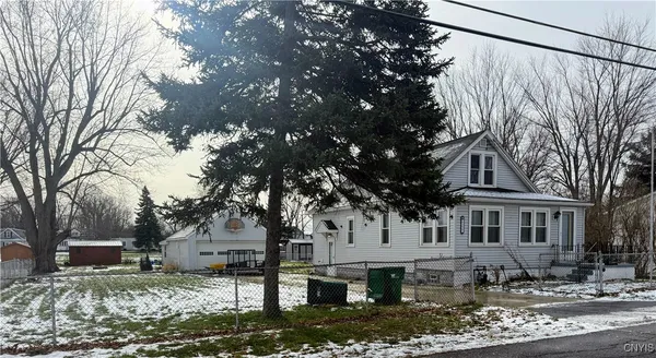 $215,000 | 4227 Fairview Parkway, Hamburg, NY 14219