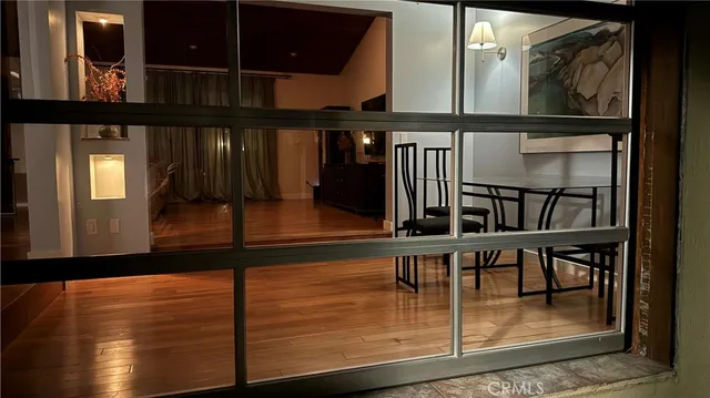 $1,674,200 | 2117 Colby Avenue, West Los Angeles, CA 90025