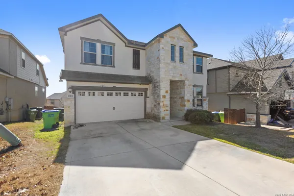 $2,800 | 13810 Silas Creek, San Antonio, TX 78245