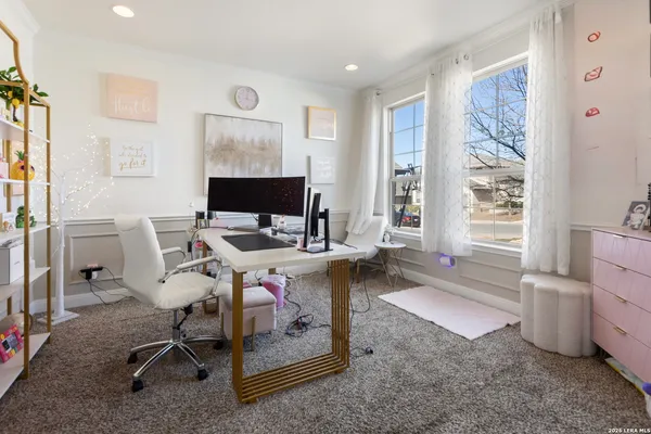 $2,800 | 13810 Silas Creek, San Antonio, TX 78245