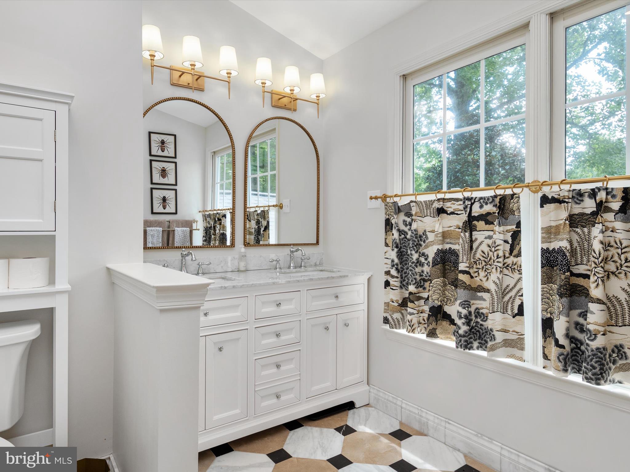 1510 Rochester Court Crofton, MD 21114 - Photo 26 of 49 Luxurious Master Bath