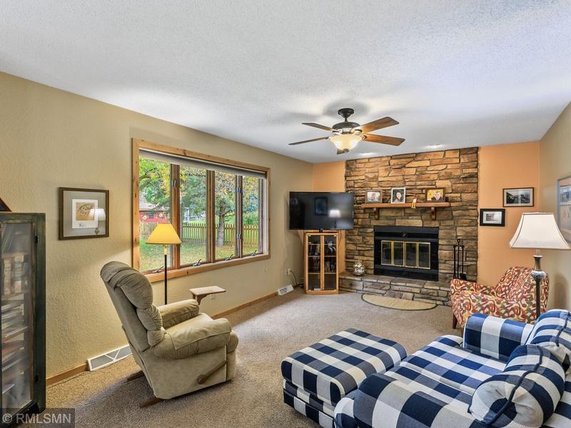 187 Dexter Street Prescott, WI 54021 - Photo 8 of 28 Gallery Image 8