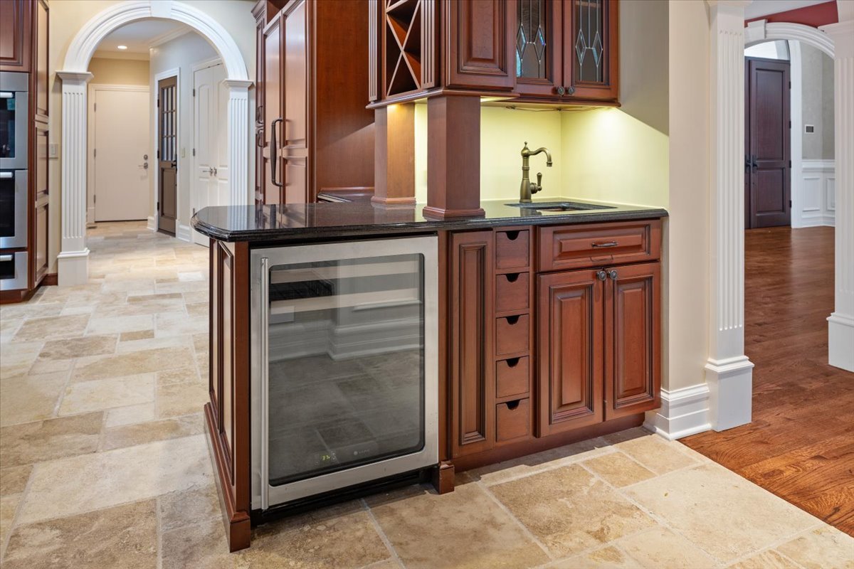 1234 Westmoor Road Winnetka, IL 60093 - Photo 14 of 71 Gallery Image 14