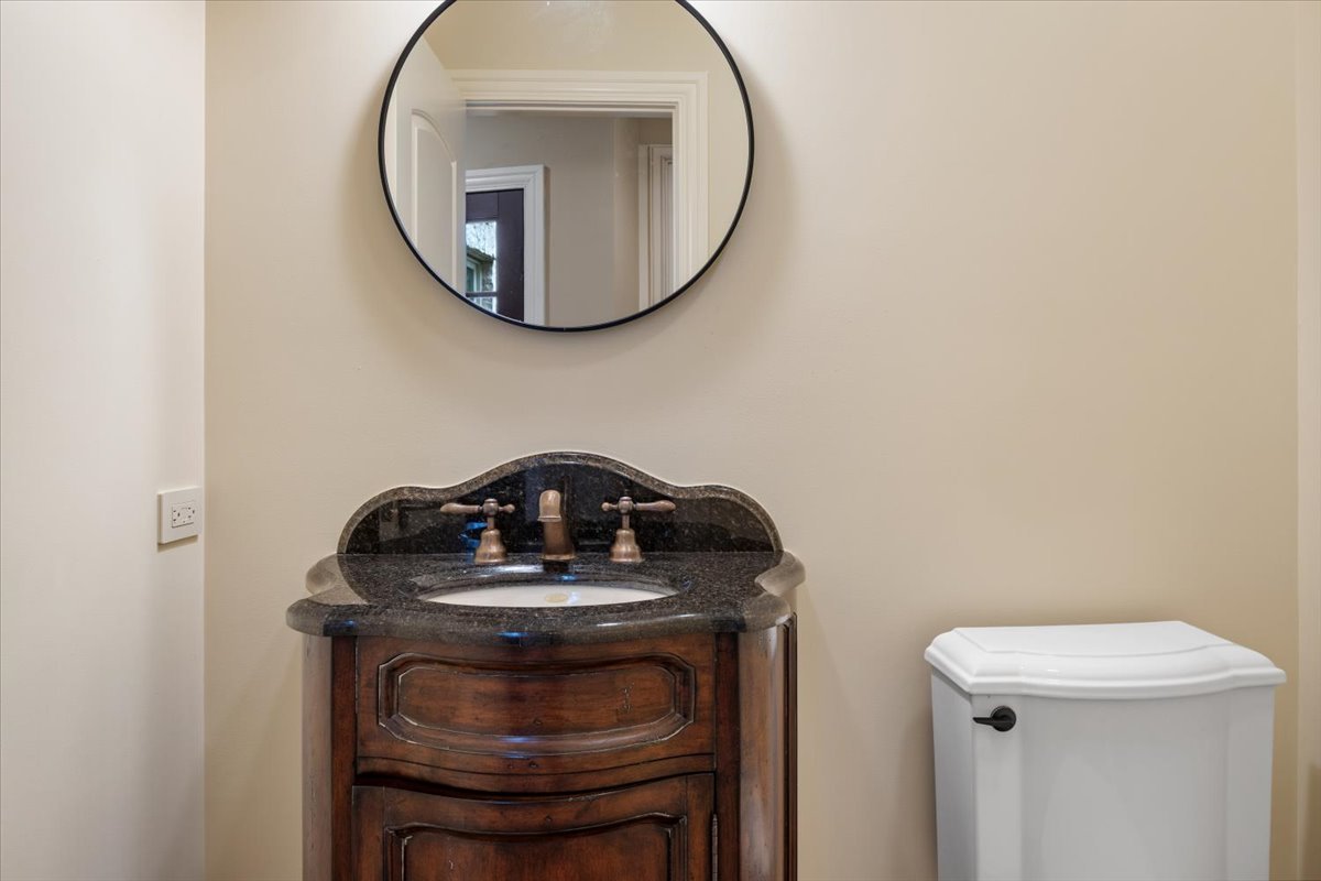 1234 Westmoor Road Winnetka, IL 60093 - Photo 21 of 71 Gallery Image 21