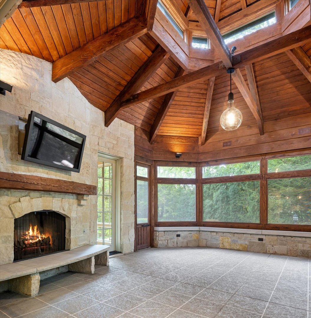 1234 Westmoor Road Winnetka, IL 60093 - Photo 6 of 71 Gallery Image 6