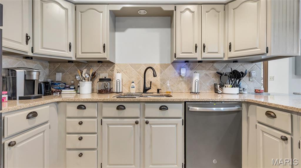 4 Shady Oak Lane Waterloo, IL 62298 - Photo 15 of 68