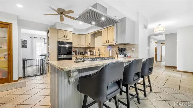 $545,000 | 4 Shady Oak Lane, Waterloo, IL 62298