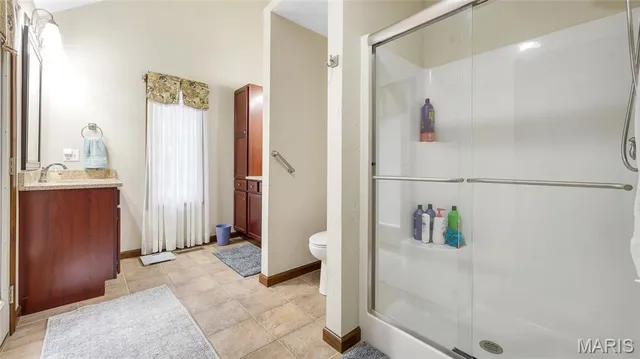 $545,000 | 4 Shady Oak Lane, Waterloo, IL 62298