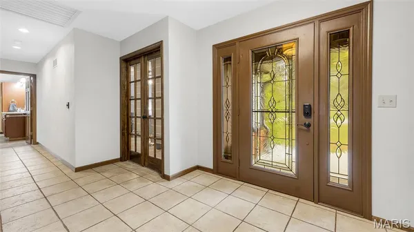 $480,000 | 4 Shady Oak Lane, Waterloo, IL 62298