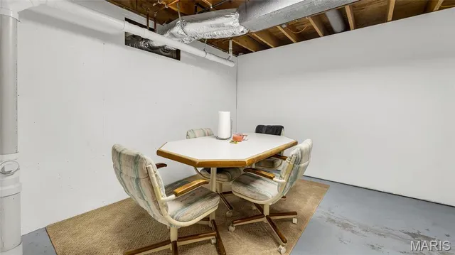 $545,000 | 4 Shady Oak Lane, Waterloo, IL 62298