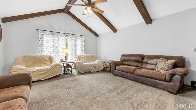 $545,000 | 4 Shady Oak Lane, Waterloo, IL 62298