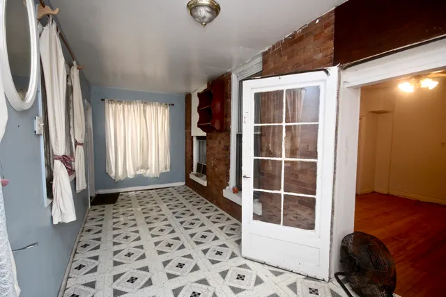 $185,000 | 2807 South Hamlin Avenue, Chicago, IL 60623