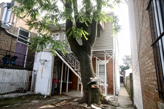 $185,000 | 2807 South Hamlin Avenue, Chicago, IL 60623