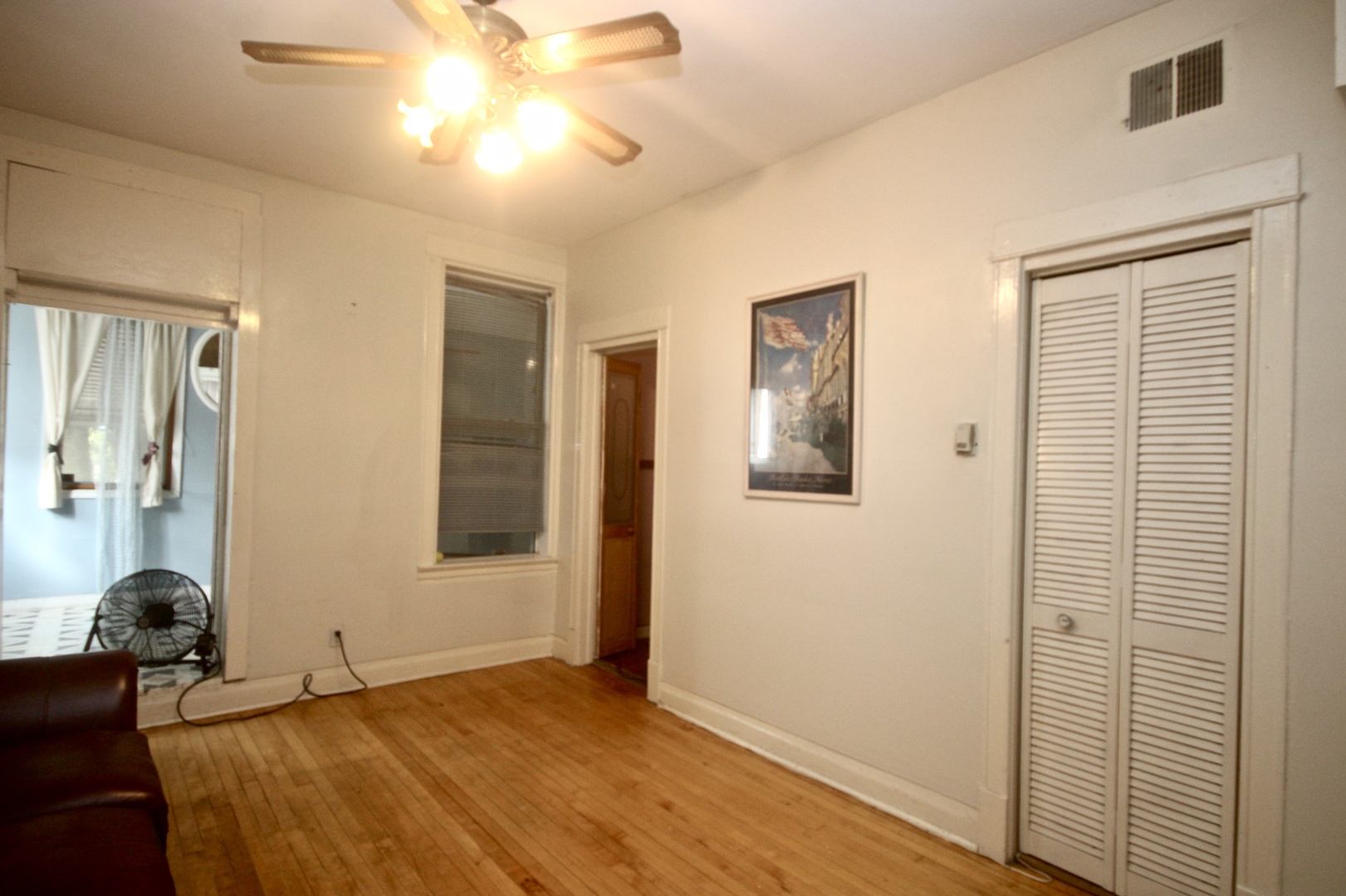 2807 South Hamlin Avenue Chicago, IL 60623 - Photo 21 of 26