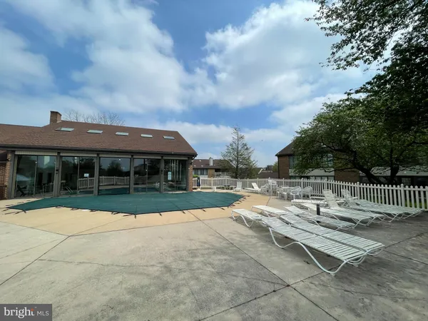 $230,000 | 204 Black Oak Drive, Lancaster, PA 17602