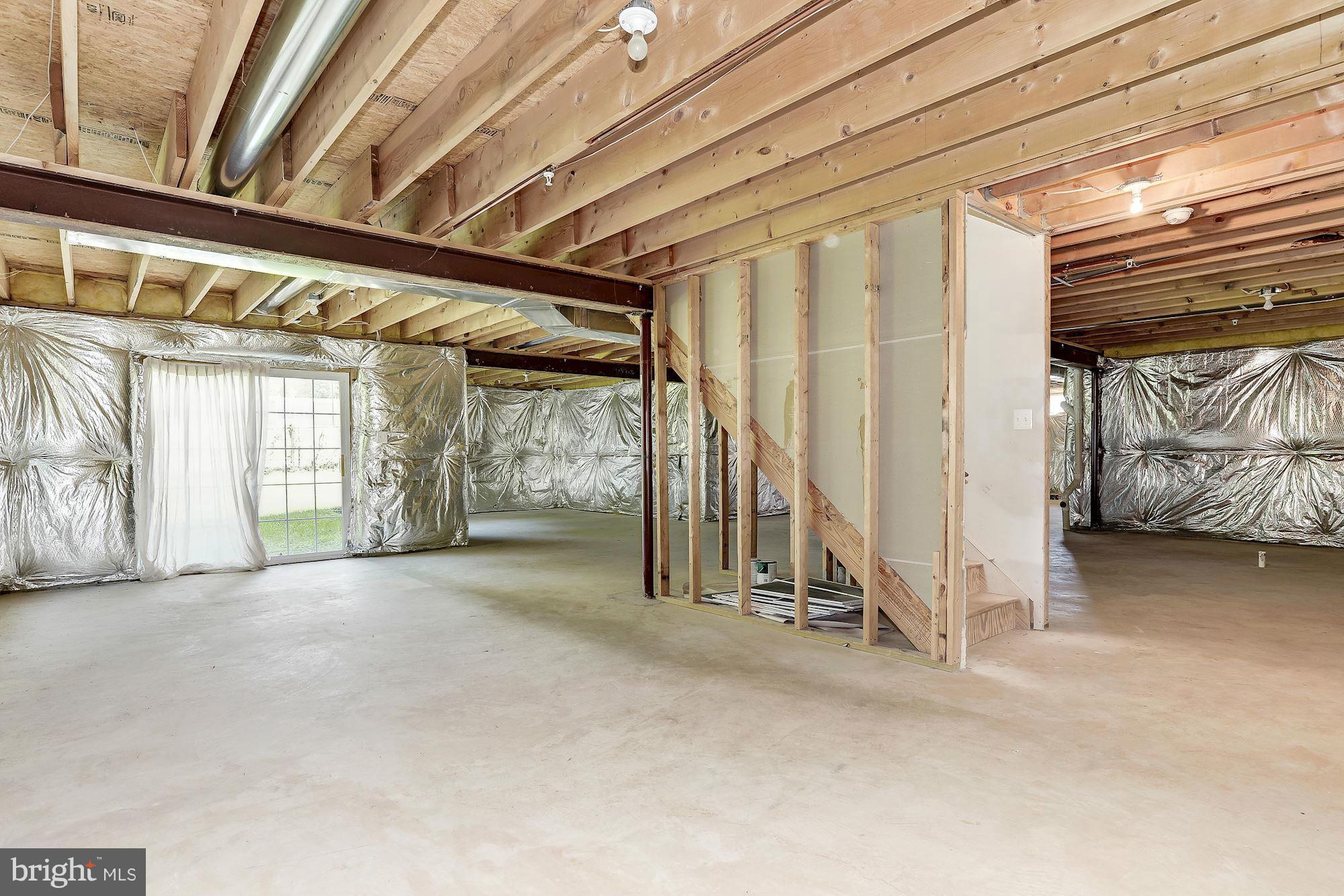 9700 Hickory Spring Lane Gaithersburg, MD 20882 - Photo 18 of 21 a view of an empty room