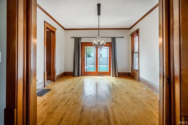 $474,900 | 400 South Prairie Street, Brookston, IN 47923