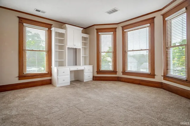 $474,900 | 400 South Prairie Street, Brookston, IN 47923