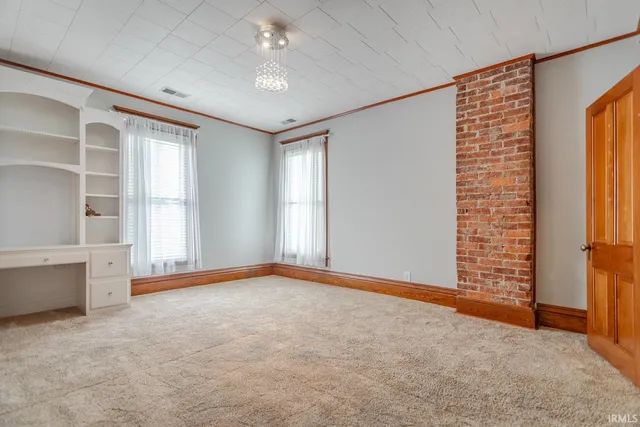 $474,900 | 400 South Prairie Street, Brookston, IN 47923