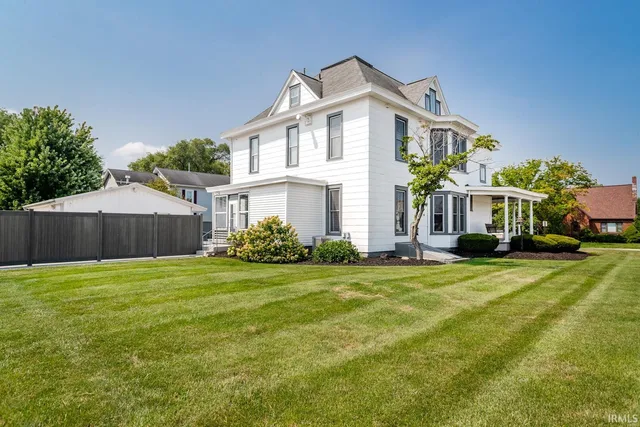 $474,900 | 400 South Prairie Street, Brookston, IN 47923