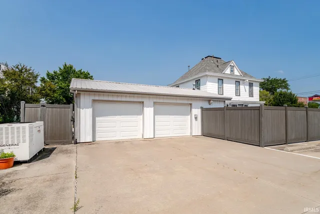 $474,900 | 400 South Prairie Street, Brookston, IN 47923